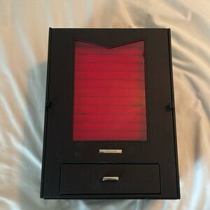 BARELY USED Multiple compartment jewelry box/organizer